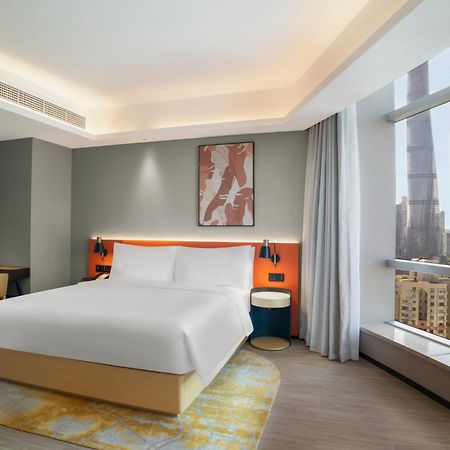 Hilton Garden Inn Shanghai Lujiazui מראה חיצוני תמונה